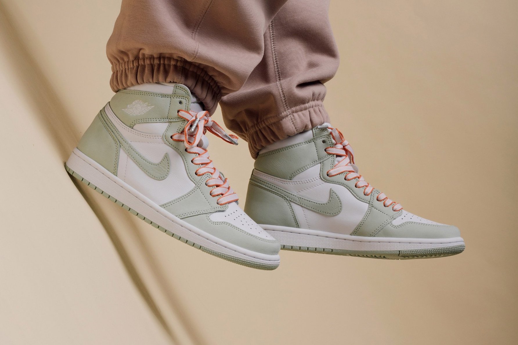 jordan 1 seafoam mids