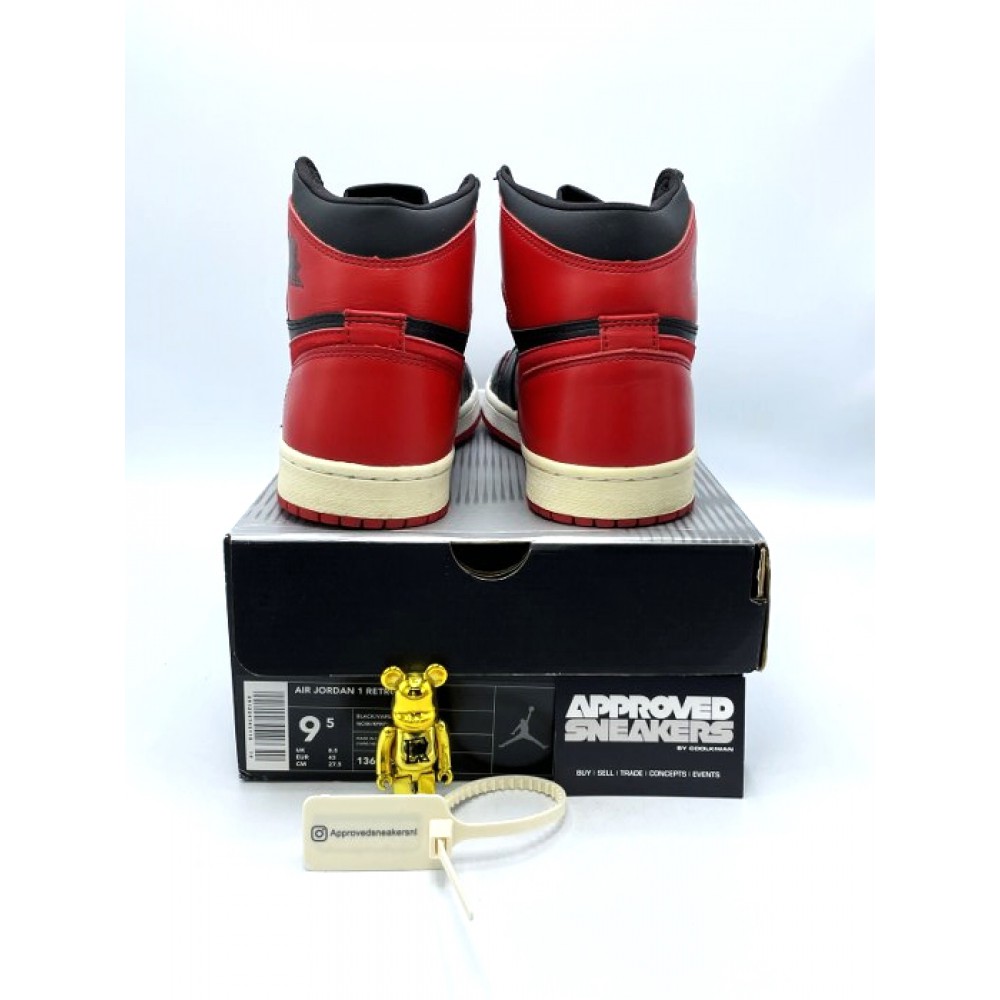 Nike Air Jordan 1 Retro High Bred (2001) 136066-061 