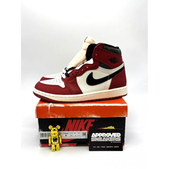 Nike Air Jordan 1 Retro High OG Chicago Lost and Found DZ5485-612