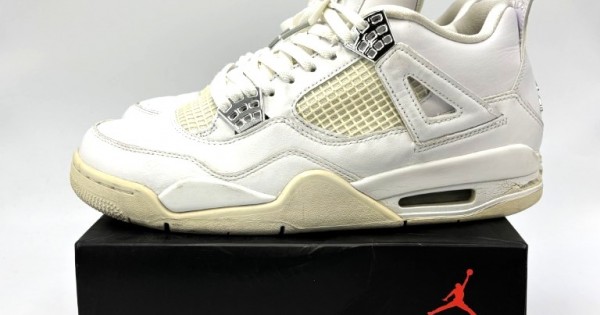 jordan 4 pure money 2010