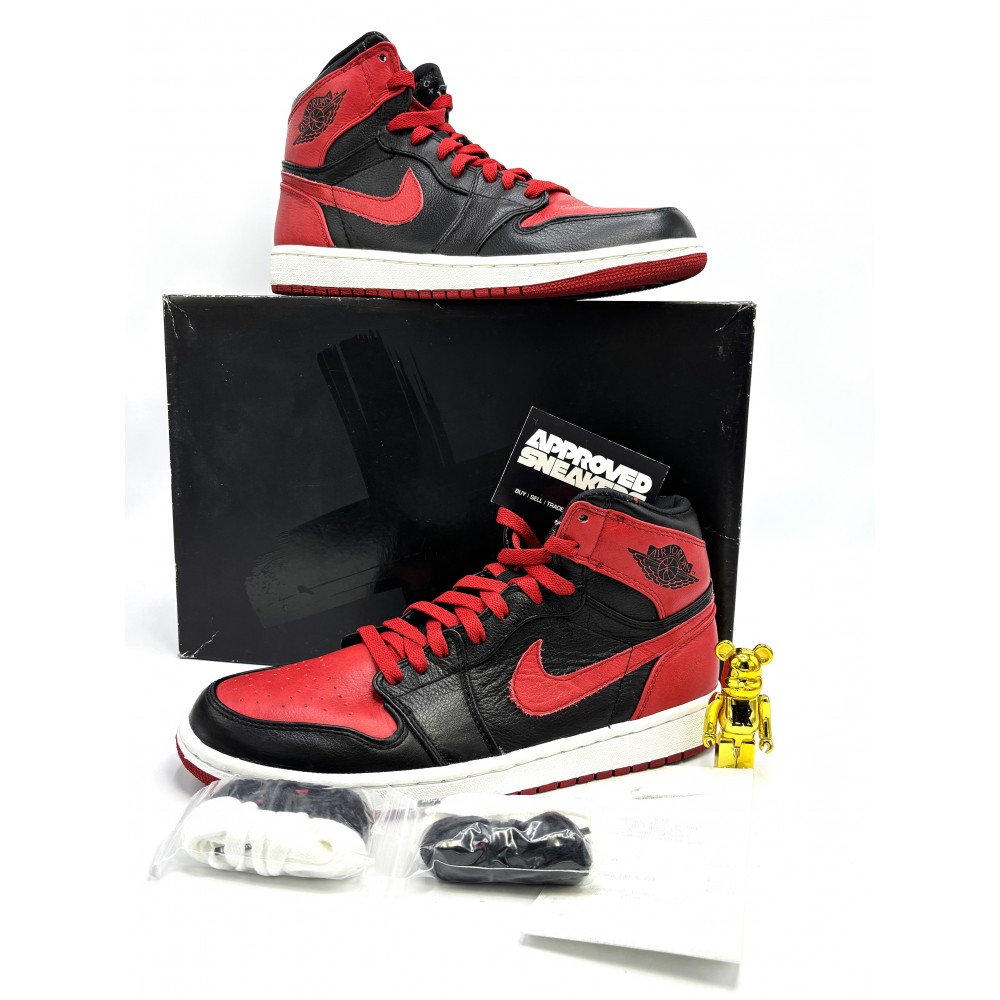 Nike Air Jordan 1 Retro High Banned Real Banned (2011) 432001-001