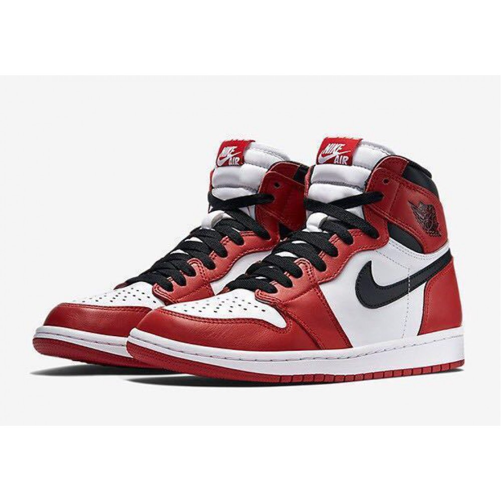 Nike Air Jordan 1 Retro High Chicago (2015) 555088-101