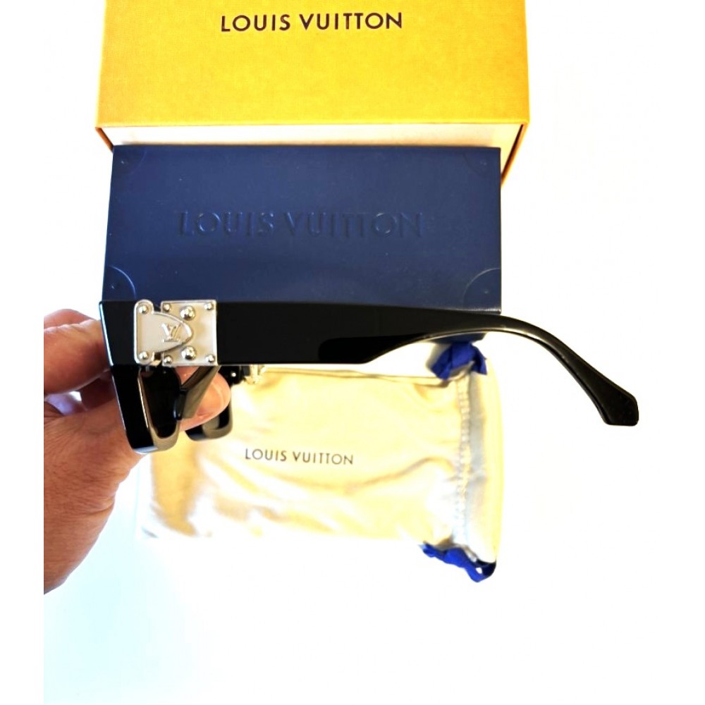 Louis Vuitton LV Match Sun Glasses