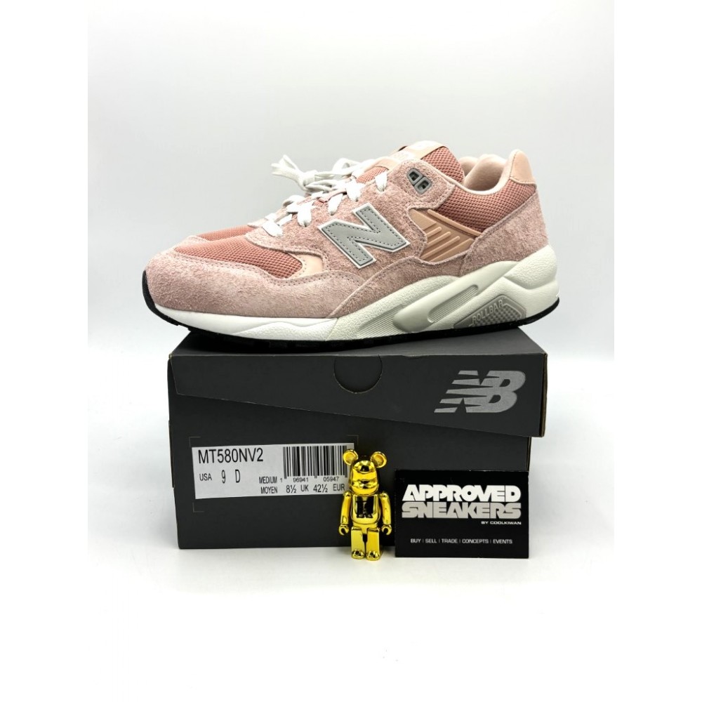 New Balance MT580NV2 Vintage Premium (Pink/SandWhite) 