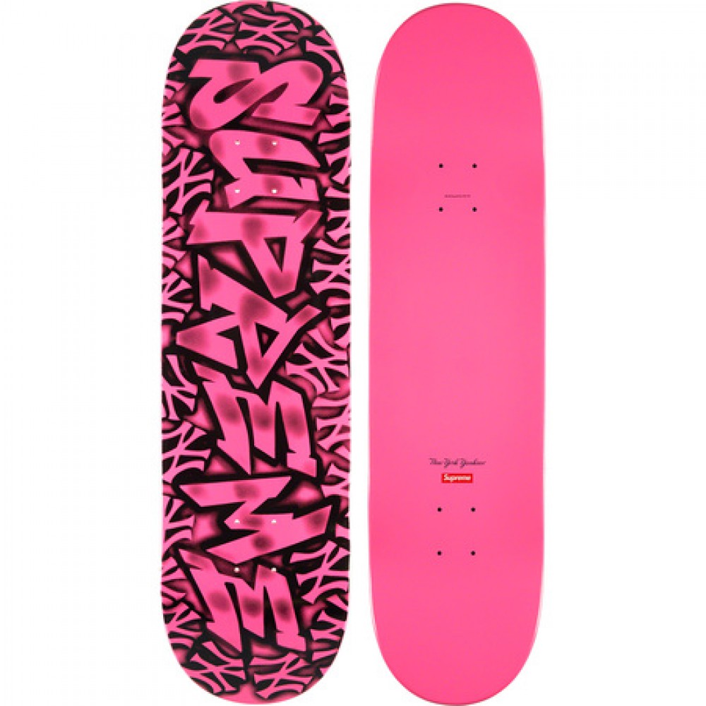 Supreme® New York Yankees™  Airbrush Skateboard Pink